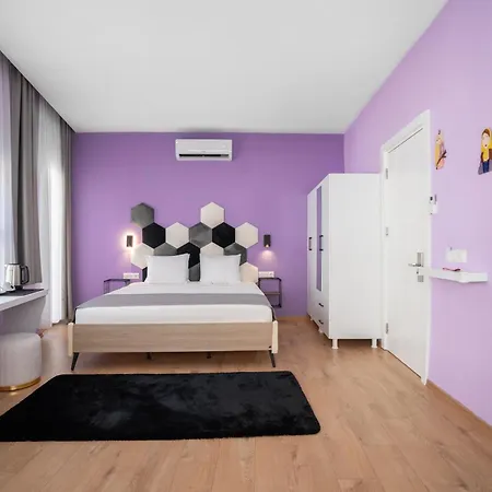 Old Town Dervish Daddy Hotel